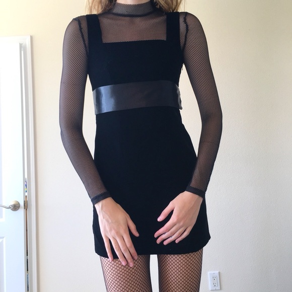 Vintage 90’s girl crushed velvet mini dress - Picture 16 of 16